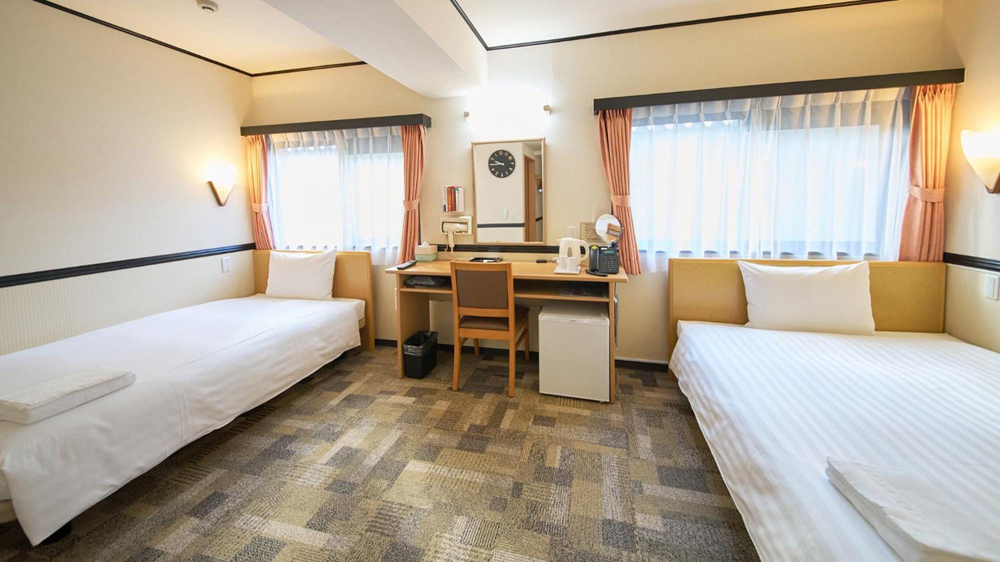 Toyoko Inn Nagoya-Eki Sakuradori-Guchi Honkan Dış mekan fotoğraf
