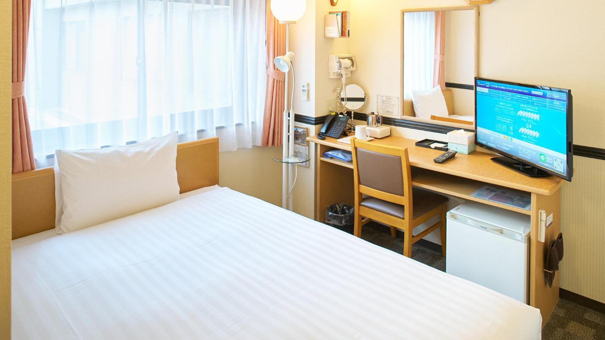 Toyoko Inn Nagoya-Eki Sakuradori-Guchi Honkan Dış mekan fotoğraf